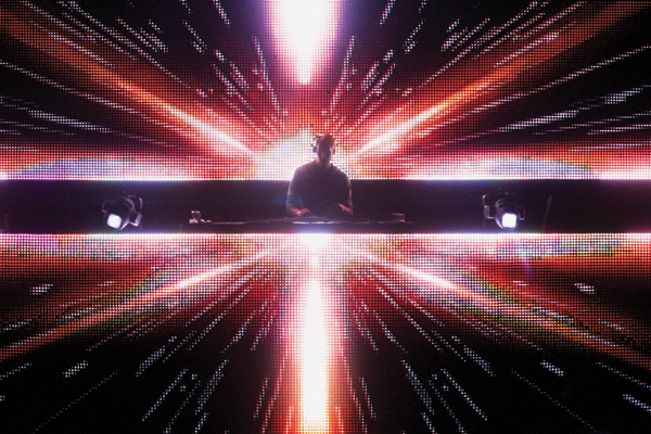 Calvin-Harris-Creamfields-2012-01