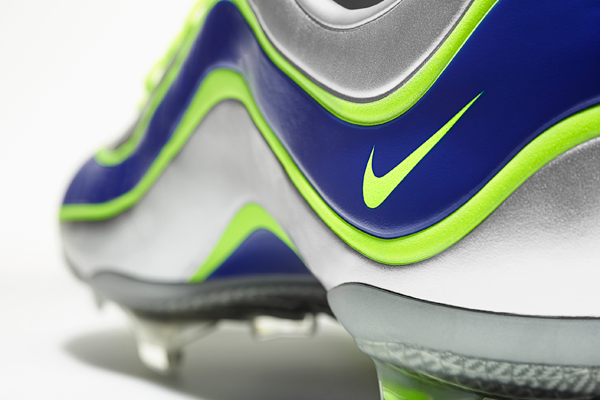 Mercurial_Vapor_XI_SE_Dtl_19047