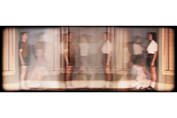 M.P.-3.1-Duratrans,-Lenticular,-Led-y-Caja-de-Madera-120-cms-x-40-cms-x-20-cms-2012-Marcelo-Grosman