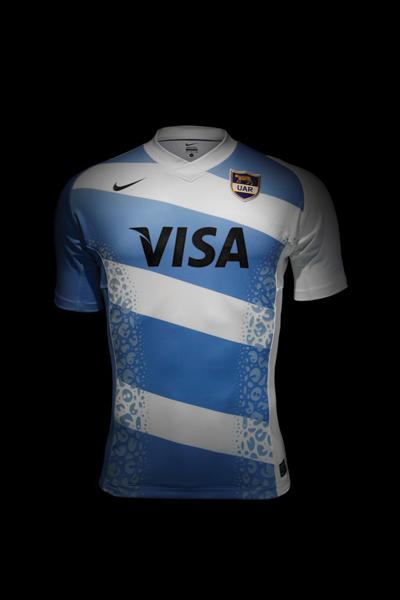 Nike-Camiseta-Los-Pumas-01