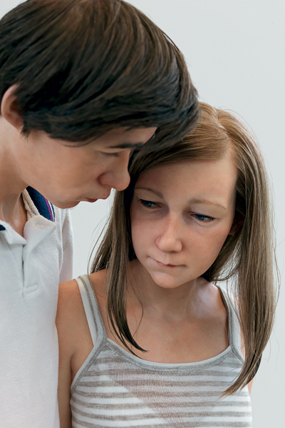 4.Mueck_YoungCouple_PatrickGries