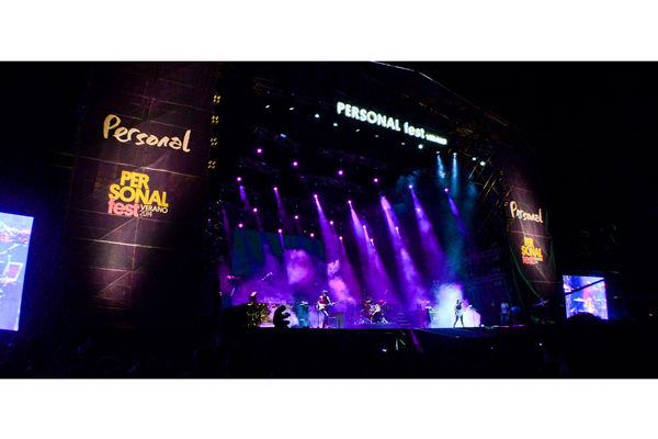 12393872944_1426a81534_b