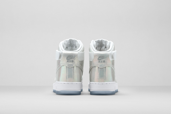 FA14_APP_B4-WMNS_Air_Force_1_Hi_Iridescent-Back_Pair_Hero