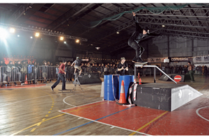 minMiltonMartinez.FrontsideBoardslide.AleMercadoFoto_ALE3531