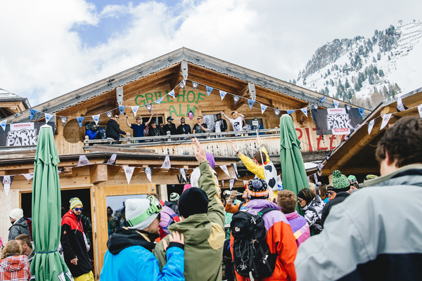 5345--9988b586cfa3ebe9e2f712b4c68e51f8