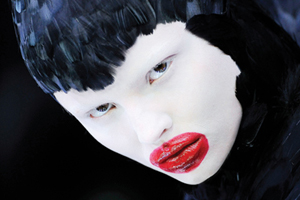 9._Duck_feather_dress_The_Horn_of_Plenty_AW_2009-10._Model_-_Magdalena_Frackowiak_represented_by_dna_model_management_New_York.__Image_-_firstVIEW