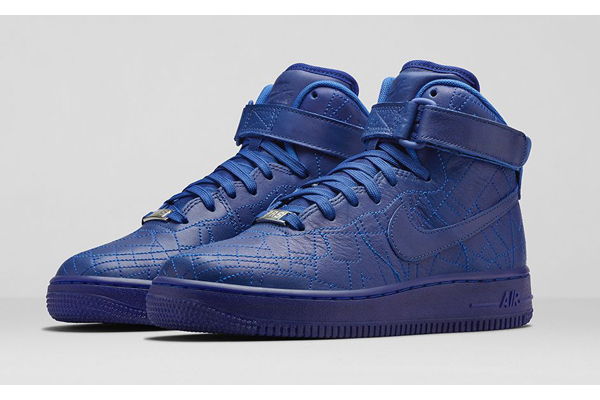 WMNS_Air_Force_1_07_-HO14_F02_APP