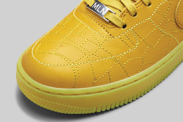 WMNS_Air_Force_1_07_Citron-Detail_Toe_Box-HO14_B10_APP-14378_33953