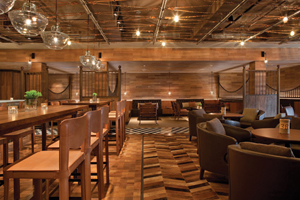 Pony-Line-Bar.-Salón