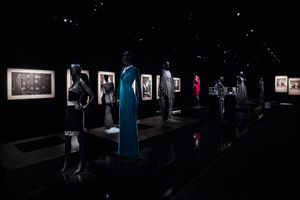 11_MADEMOISELLE_PRIVE_EXHIBITION_SAATCHI_GALLERY_LONDON_PICTURES_BY_OLIVIER_SAILLANT_HD