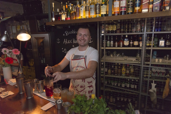 Alex-Kratena-en-Florería