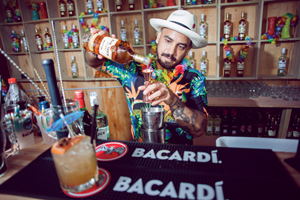 Juan-Roda,-Bartender-del-Bacardi-Tiki-Bar