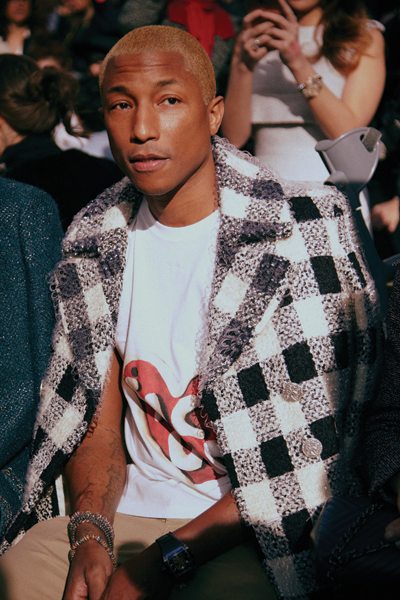 Pharrell-WILLIAMS_Fall-Winter-2016-17-RTW-show_Celebrities-pictures-by-Lea-Colombo_March-8th-2016