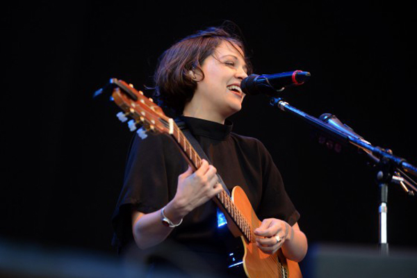 bigNatalia-Lafourcade-e1457844813317