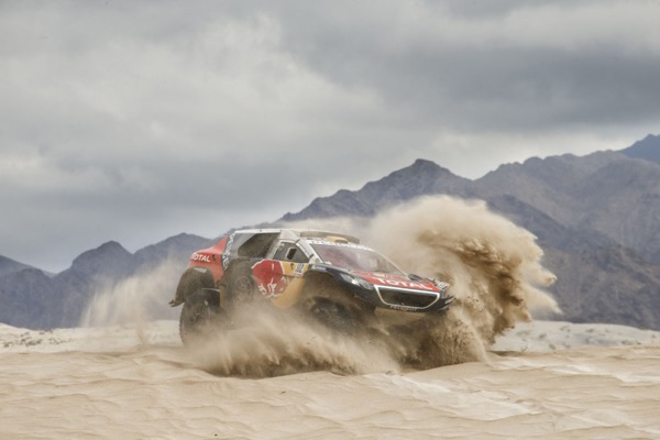 PEUGEOT-2008-DKR