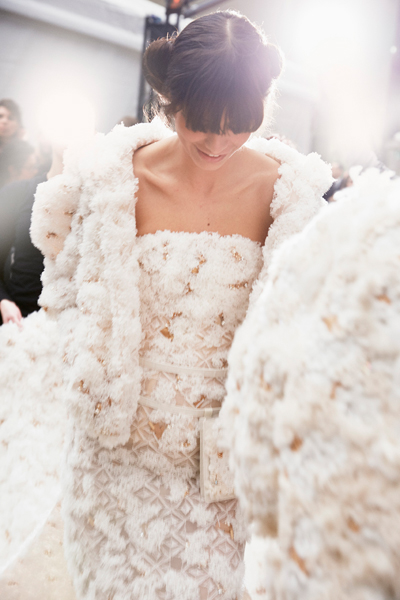 SS-2016-HC---Backstage-pictures-by-Benoit-Peverelli---027