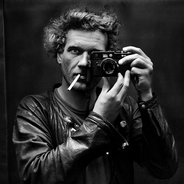 SELFPORTRAIT_L1018677-p2-26x26 copy