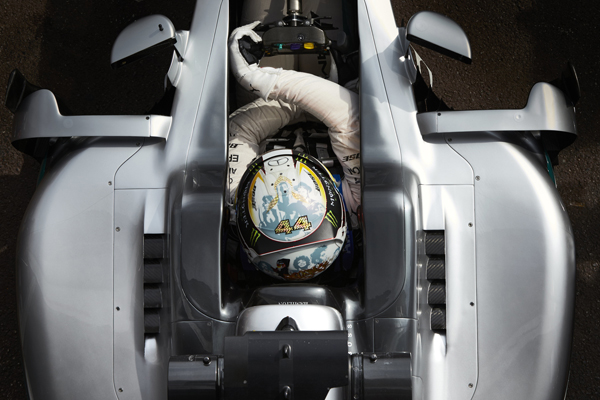 Lewis-ganador-en-Mónaco.-Foto-1