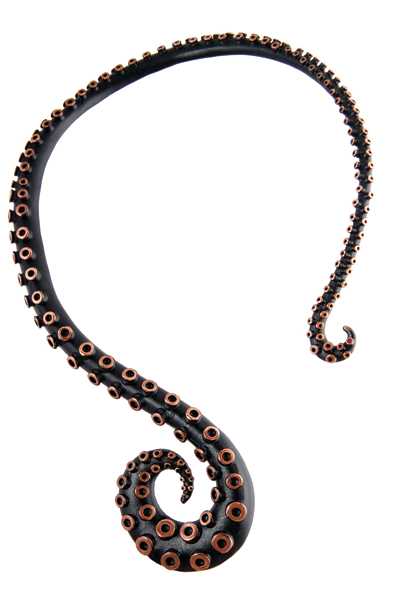 COLAR-OCTOPUS-COBRE-COM-BANHO-NEGRO---R$-3785,00-(2)
