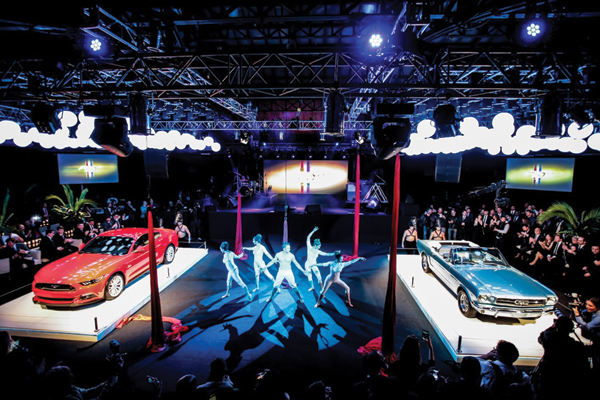 ford-argentina-inaugur%ef%bf%bd-el-mustang-hall-2