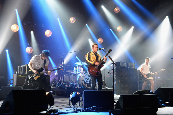 mtv_kings_of_leon_01